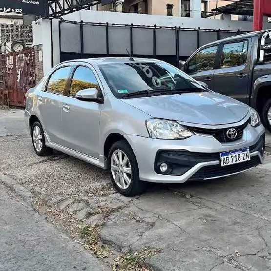 Toyota Etios XLs