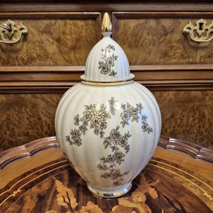 Potiche de porcelana Verbano. Cod. 1751