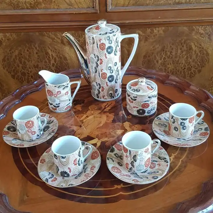 Juego de café marrón y oro japonés. Cod. 359