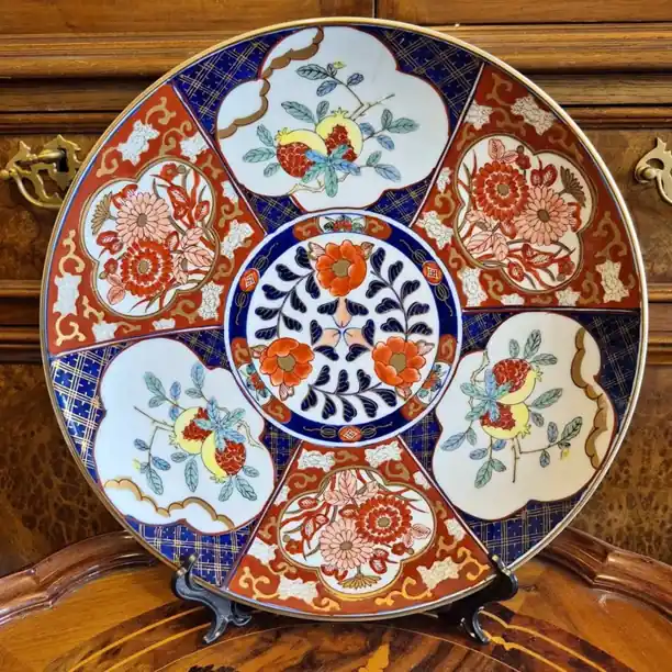 Platón de porcelana Arita Gold Imari Japan. Cod. 1812