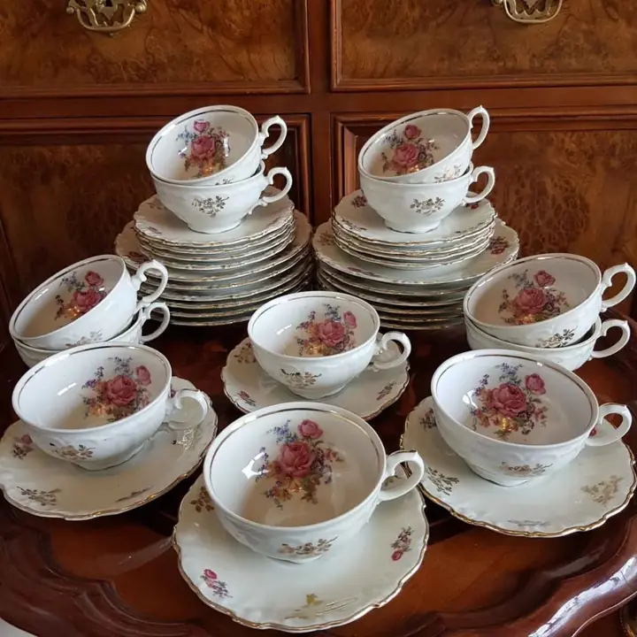 Juego de 12 trios de té Schirnding Bavaria. Cod. 977