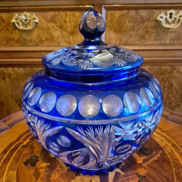 Potiche de cristal azul cobalto. Cod. 1185