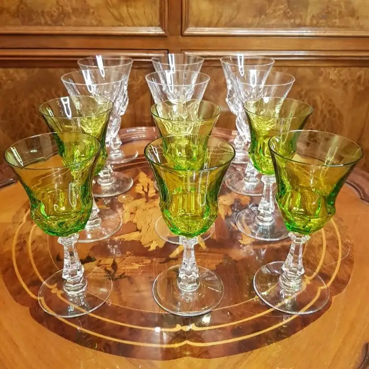 12 Copas de cristal de vino. Cod. 1070