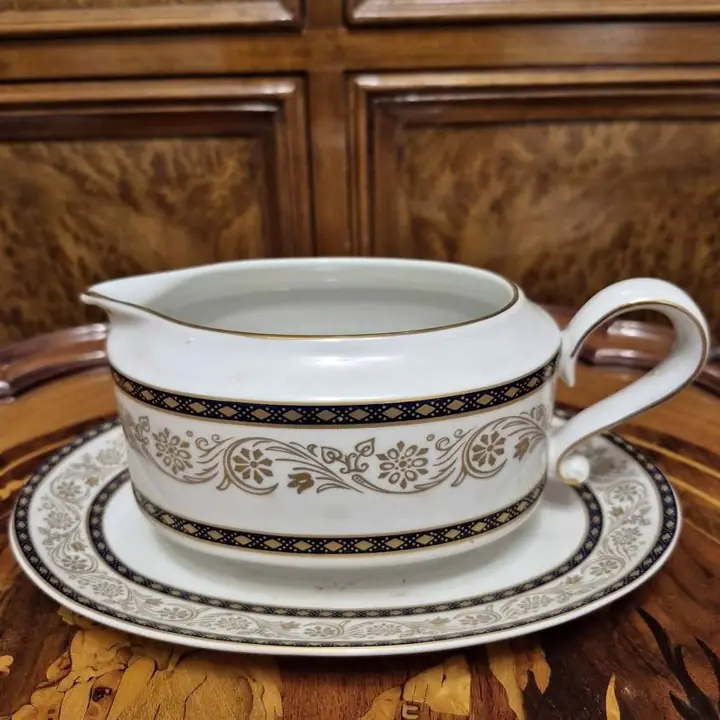 Salsera con presentorie Verbano guarda azul y oro. Cod. 1876