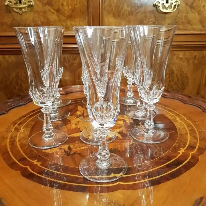 10 Copas de cristal para espumante. Cod. 1069