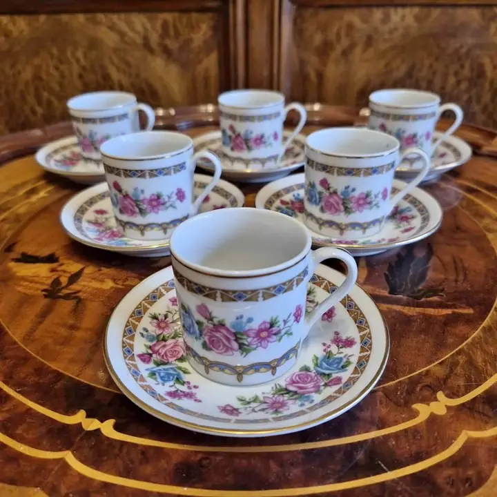 6 Duos de café rosas y guardas. Cod. 1934