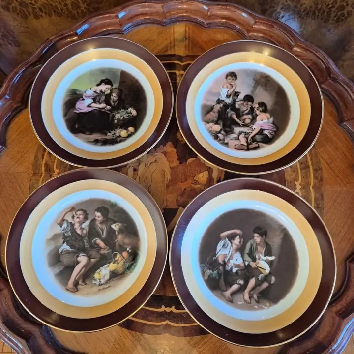 4 Platos decorativos Verbano. Cod. 1231, 1232, 1233, 1234
