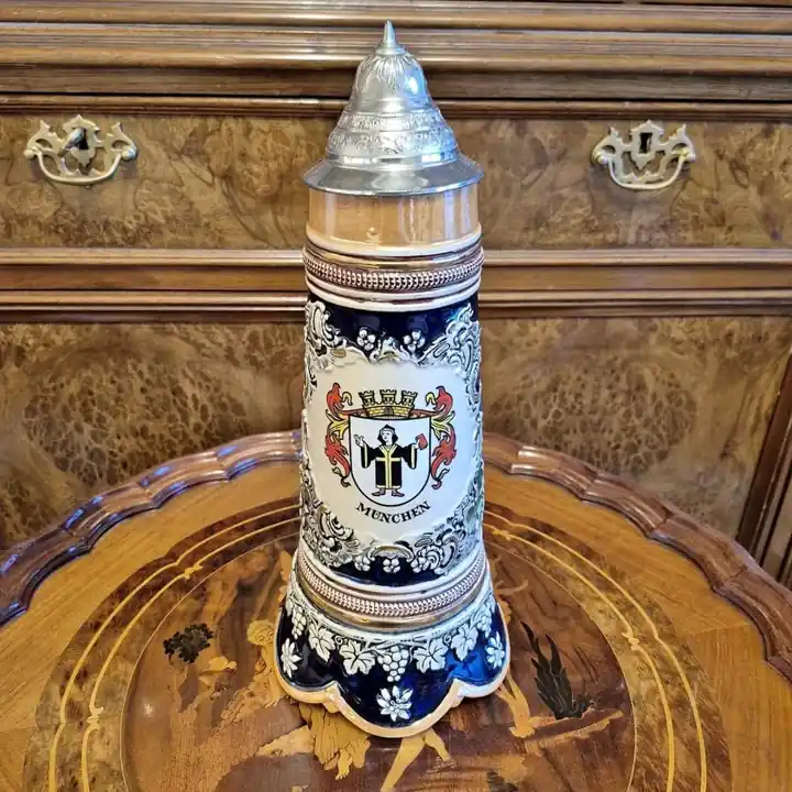 Antiguo Jarro Cervecero Alemán C/ Caja Musical. Cod. 1881