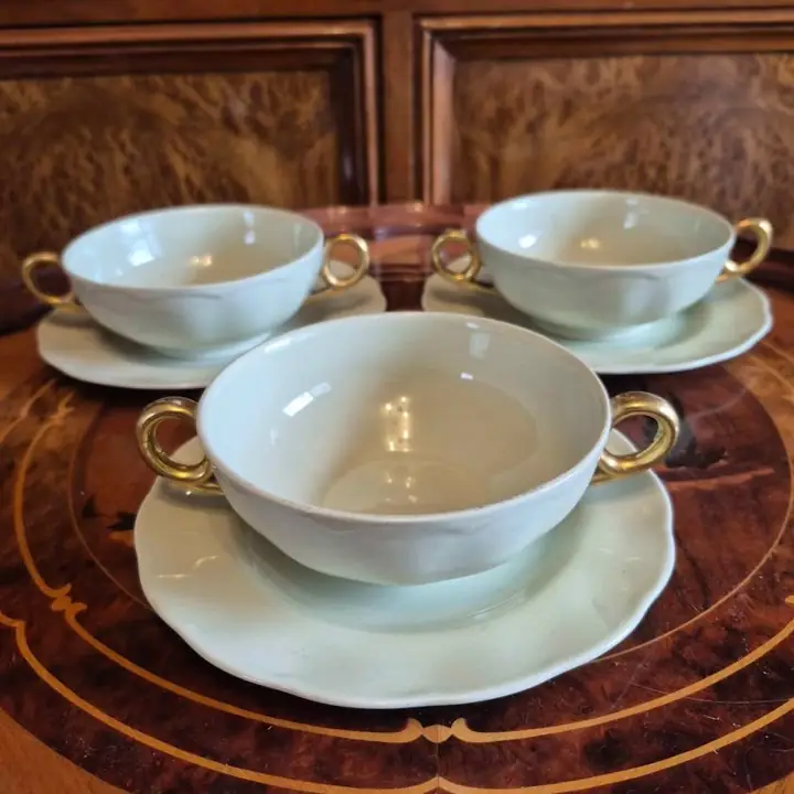 Consomera Almond Petal de Grindley England. Cod 1540 por unidad