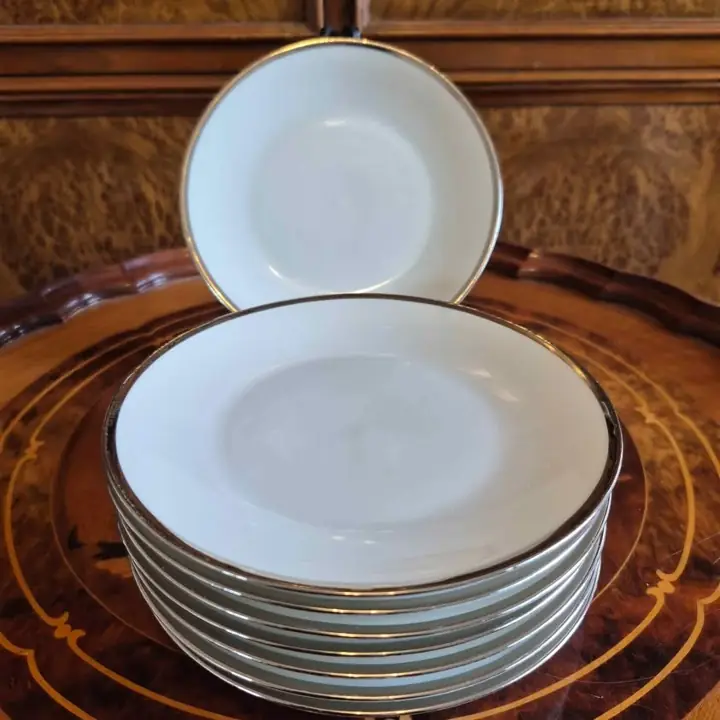 8 Platos de postre Charles Ahrenfeldt Limoges. Cod. 1576