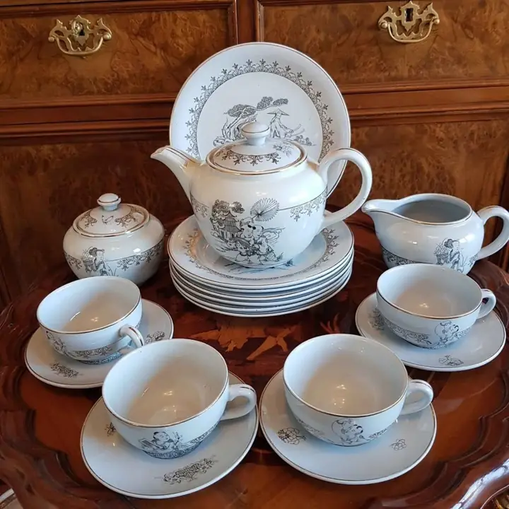 Juego de té y masas loza Villeroy & Boch. Cod. 979