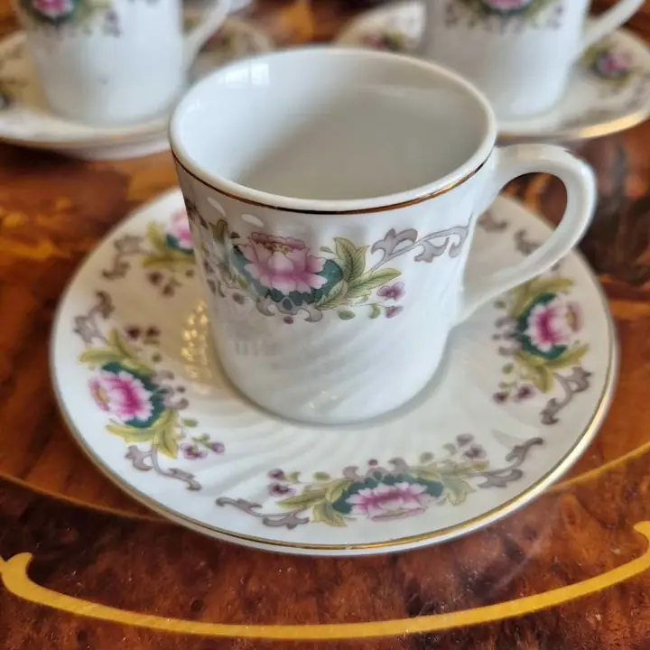 5 Duos de café guarda de flores. Cod. 1936