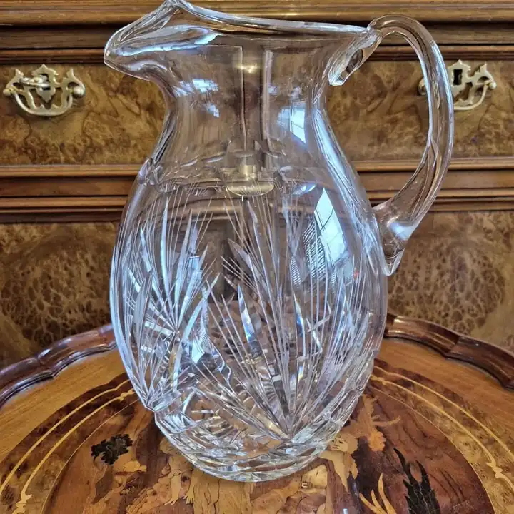 Gran jarra para bebidas de cristal tallado. Cod. 1579