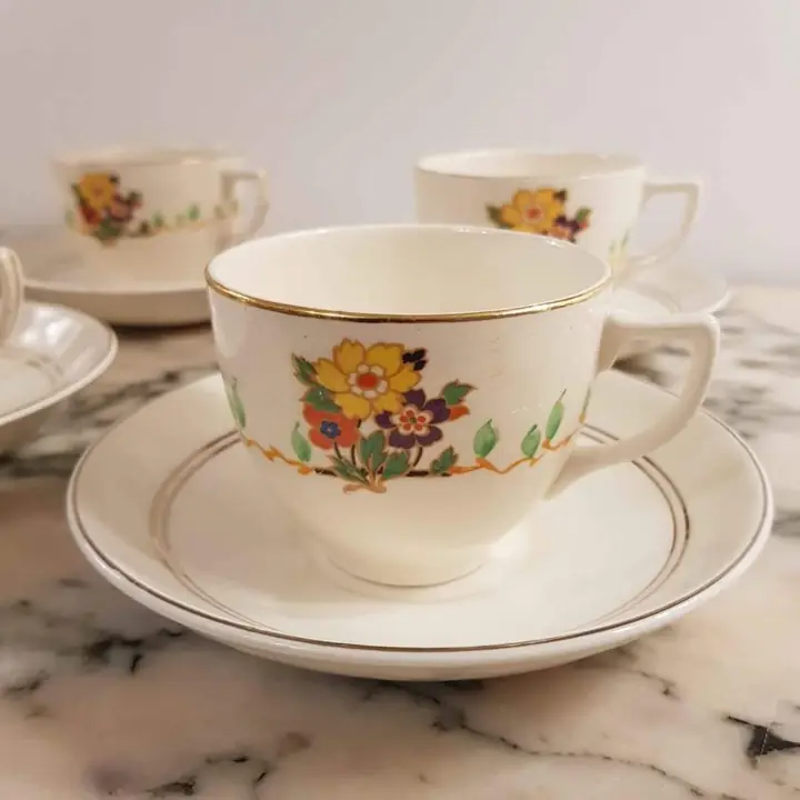 6 Duos de té loza Bristol England. Cod. 552