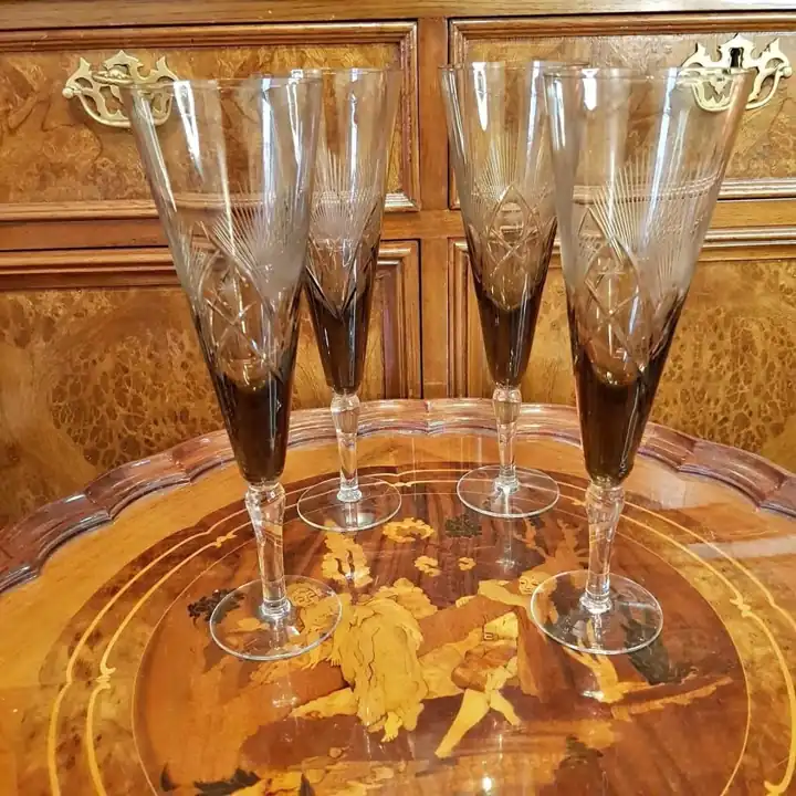 4 Copas altas de cristal fumé. Cod. 1131