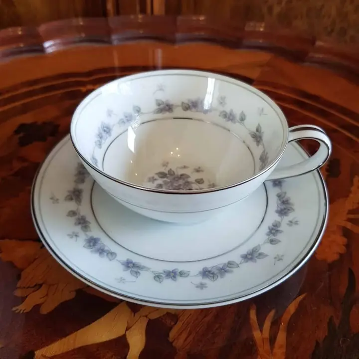 6 Tazas de té Noritake Japan Camille (6016). Cod. 642 y Cod. 642B