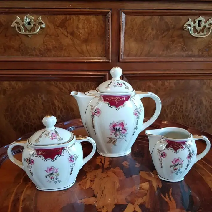 Antiguo servicio de café porcelana de Bavaria. Cod. 973