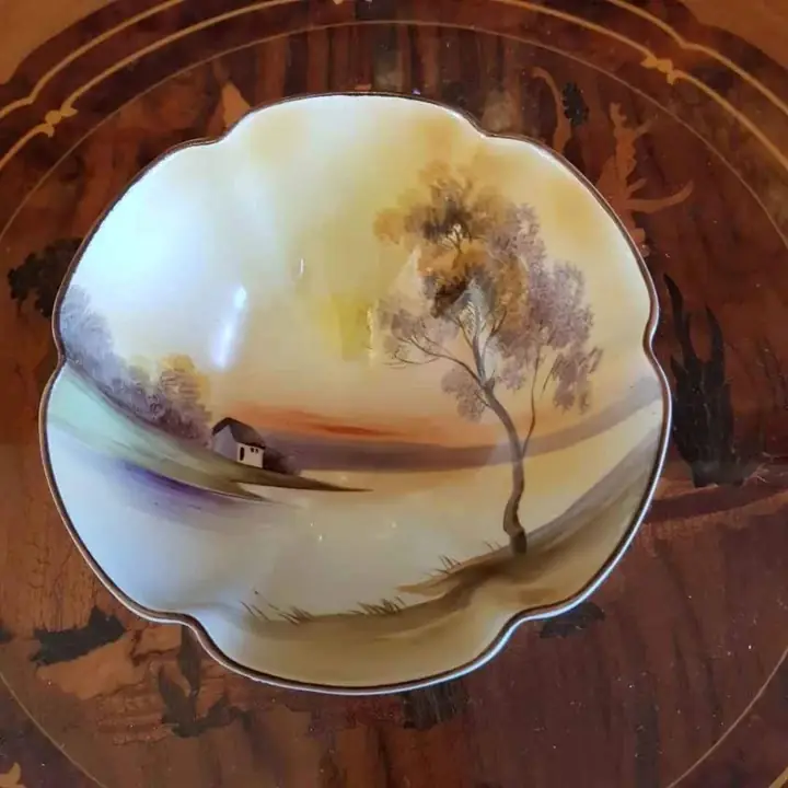 Centro de mesa/bizcochera Noritake Japan. Cod. 610
