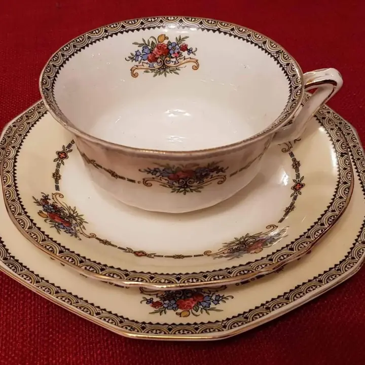 6 Trios de té Osiris, Alfred Meakin England. Cod. 012