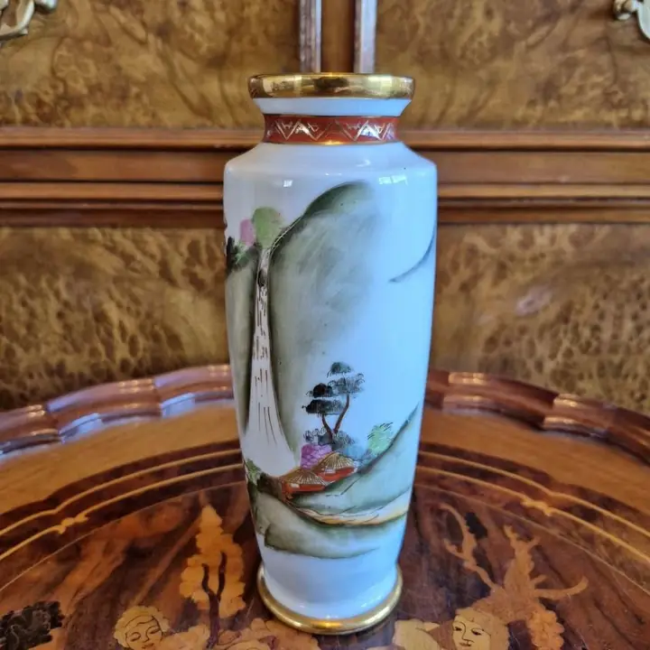 Florero Tsuji paisaje oriental. Cod. 1674