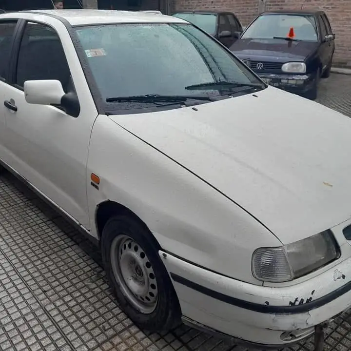 Vw polo 2000 seat