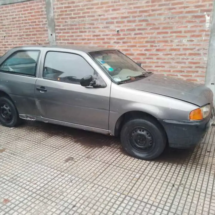 Vw gol 1.o 2000
