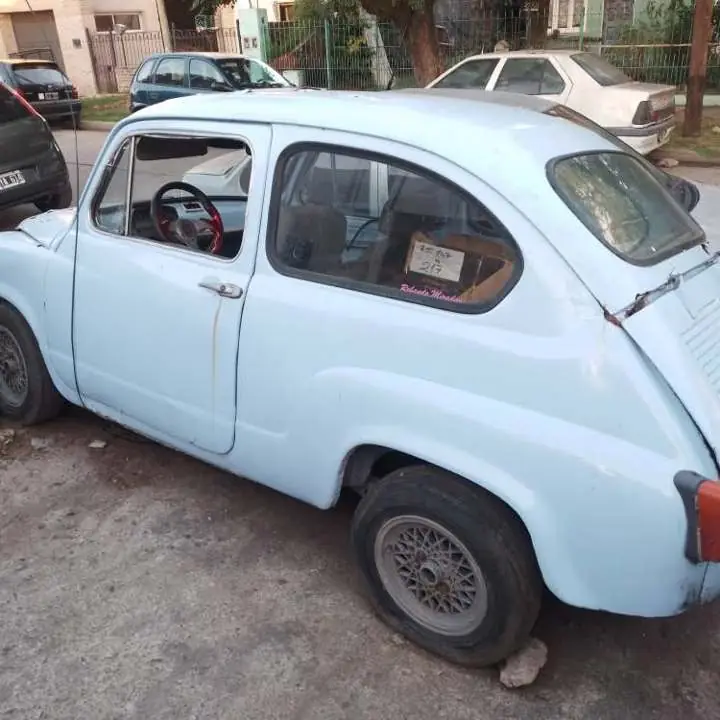 Fiat 600 77