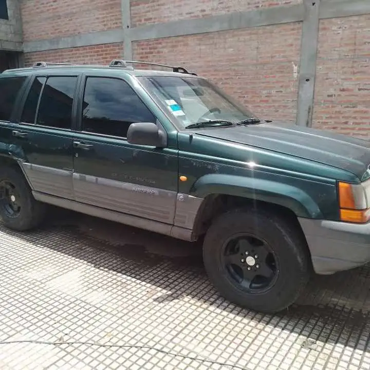 Jeep grand cherokee laredo 1999 4x4