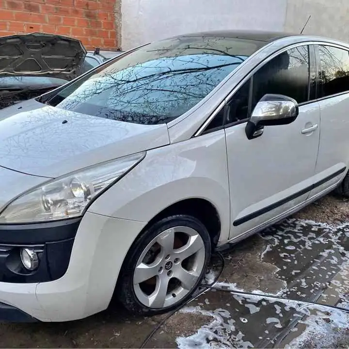 Peugeot 3008 2014