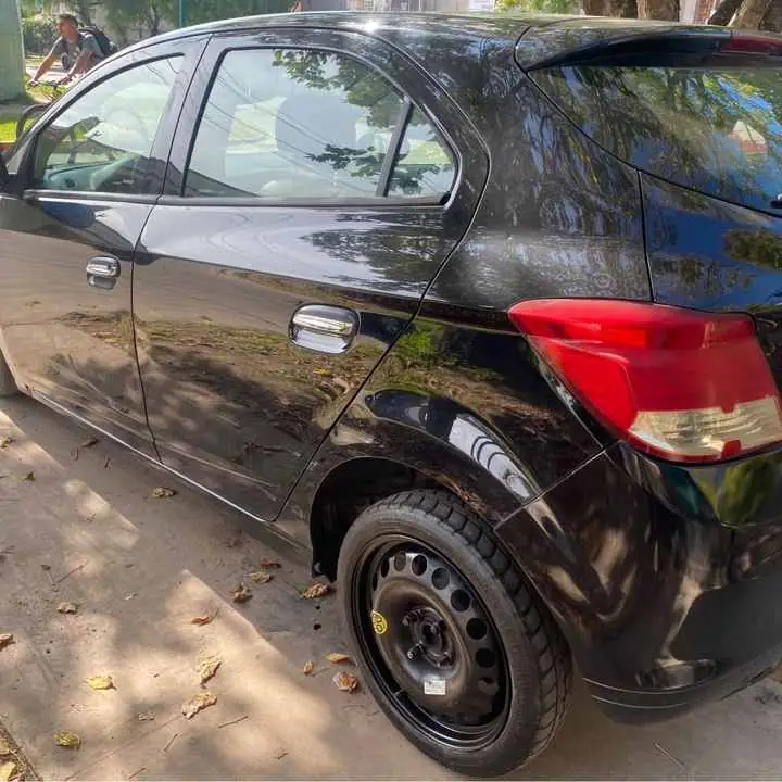 Chevrolet Onix 2016