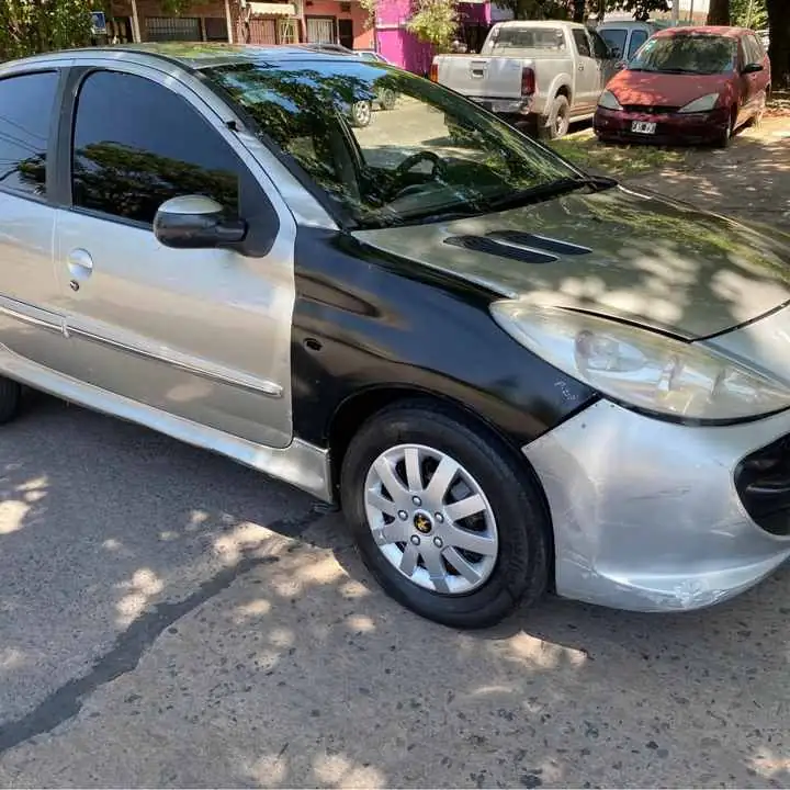 Peugeot 207 2014