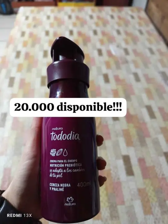 Vendo crema de Natura cereza negra y praline