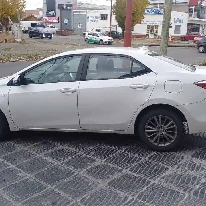 Toyota corolla XEI