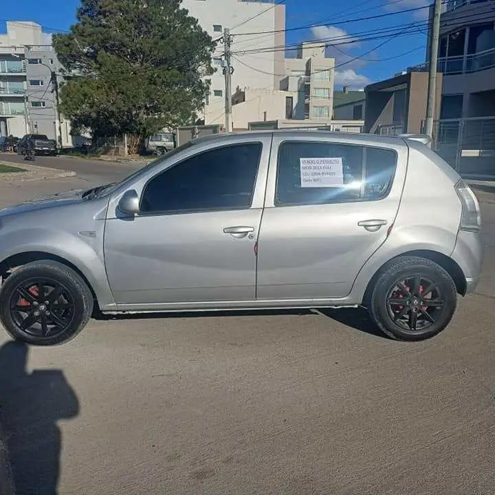 Renault sandero 2013