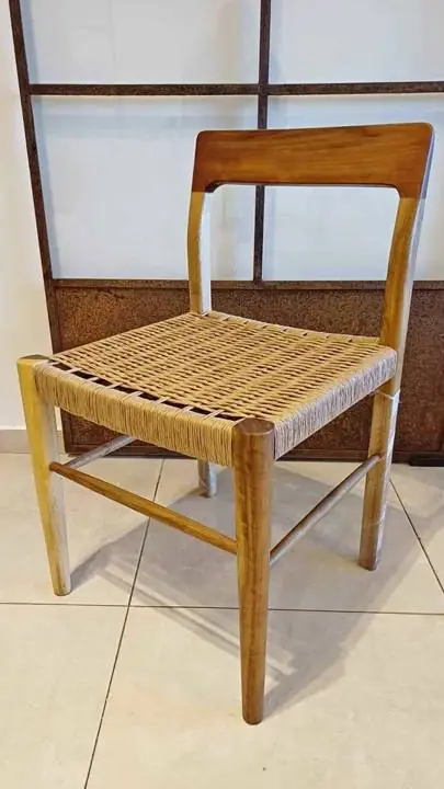 Silla Moller de Madera con Asiento Kraft | Diseño Premium $124.999