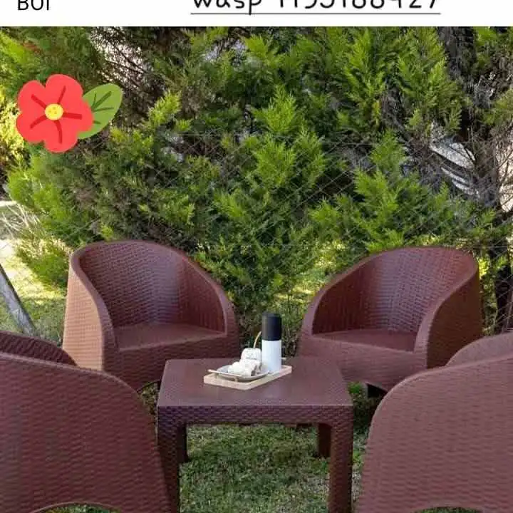 Combo ratan marrón, sillones mas mesita ratona