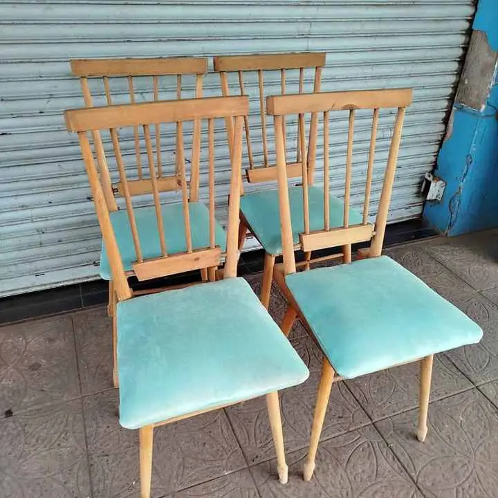 Juego de sillas vintage precio por unidad