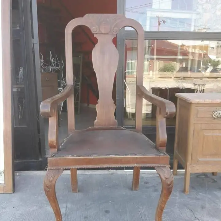 Antiguo Sillon de cabecera chipendale