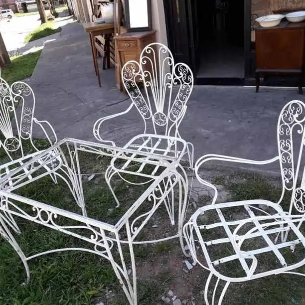 Juego de jardin antiguo restaurado