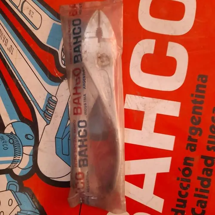 Pinza tipo ford