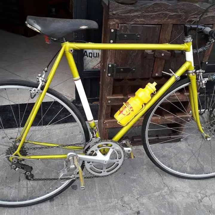 Antigua bicicleta carrera legano