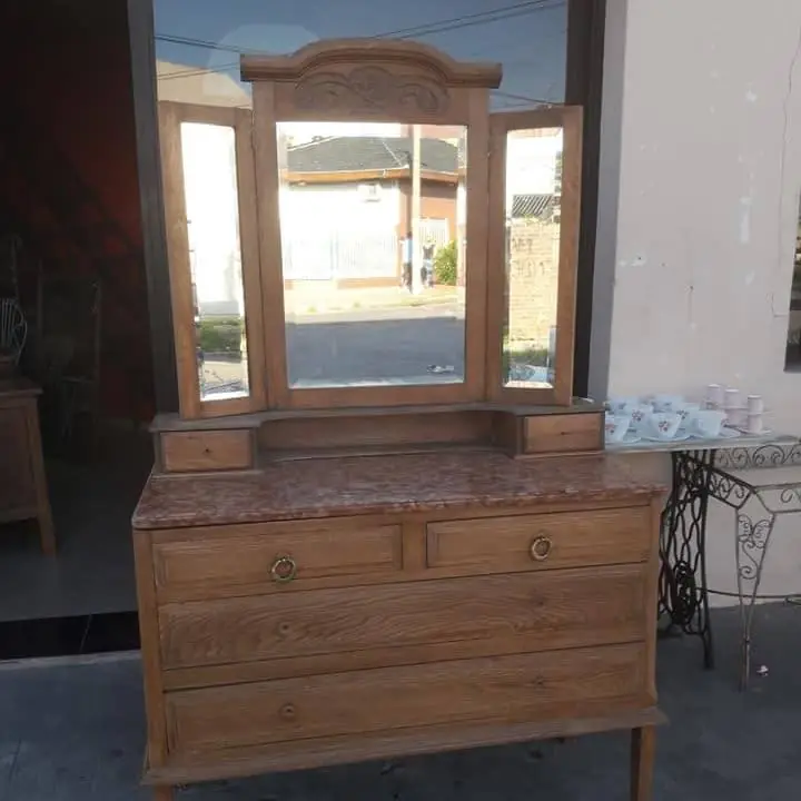 Tocador antiguo madera de roble lavada