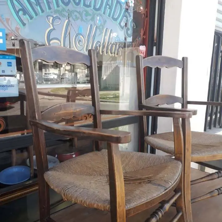 Sillones empajonados antiguos