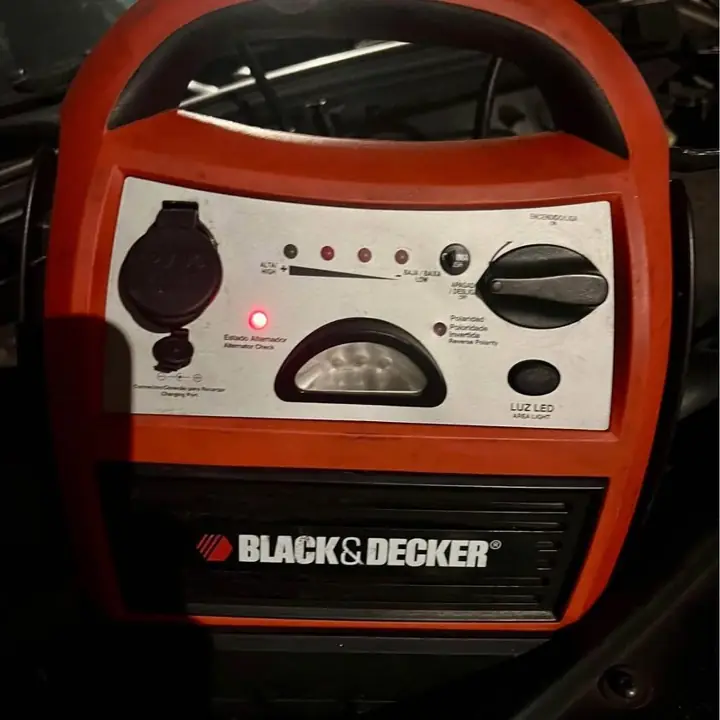 Arrancador. BLACK & DECKER