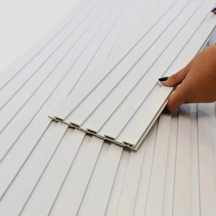 Wall Panel Blanco Interior 2,75m x 15cm – Estilo Moderno - Envíos a Domicilio