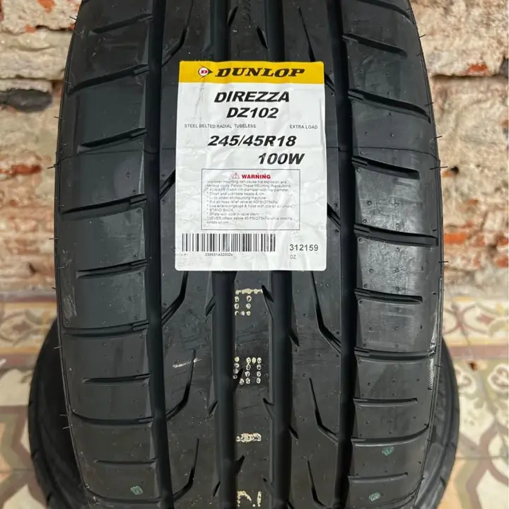 Neumático Dunlop Direzza Dz102 245/45R18 100w (Envíos a Domicilio)