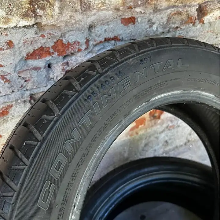 Neumático Continental CrossContact LX 195/60R16 (Usado)