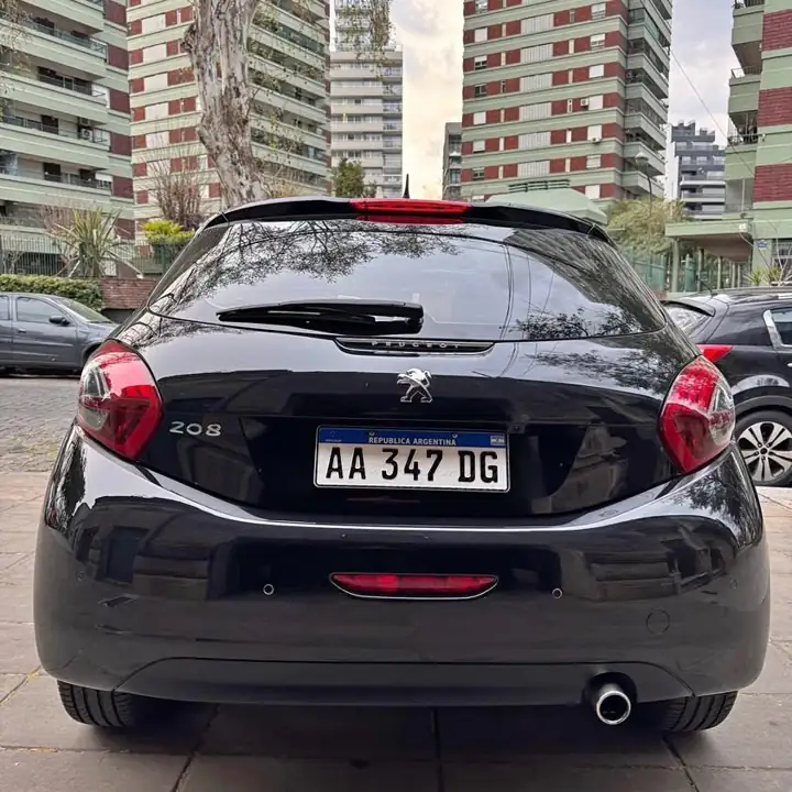 Estado Único - Peugeot 208 Feline Pack Cuir 2016