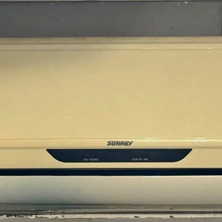 Aire Acondicionado Surrey Split Frío/Calor 2950 Frigorías (Envíos a Domicilio)