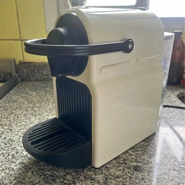 Cafetera cápsula nespresso